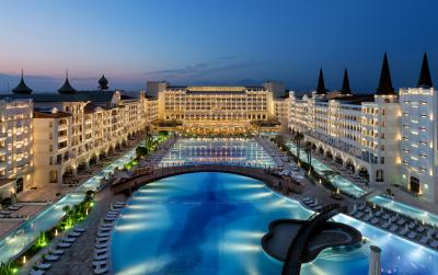 TITANIC MARDAN PALACE