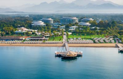 CALISTA LUXURY RESORT