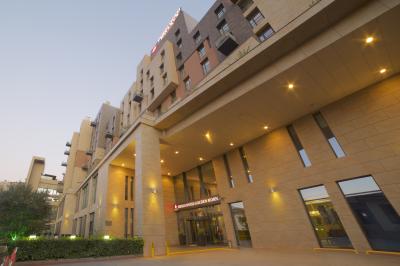 DOSSO DOSSI SPA GOLDEN HORN
